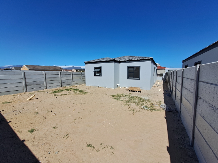 3 Bedroom Property for Sale in Silwood Heights Western Cape